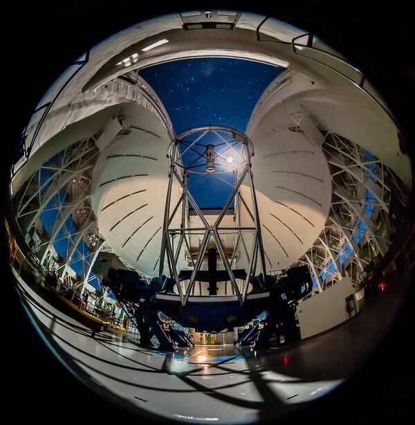 El observatorio Gemini Sur, en Chile, desde el que se ha podido analizar el asteroide El observatorio Gemini Sur, en Chile, desde el que se ha podido analizar el asteroide - Sputnik Mundo