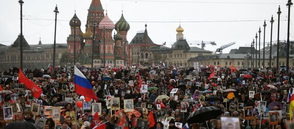 Regimiento Inmortal toma las calles de Moscú - Sputnik Mundo
