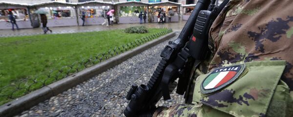 Policía de Italia (archivo) - Sputnik Mundo