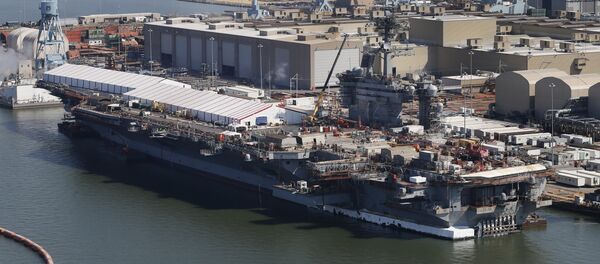 El portaviones estadounidense USS Abraham Lincoln - Sputnik Mundo