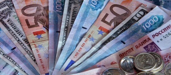 Rublos y euros - Sputnik Mundo