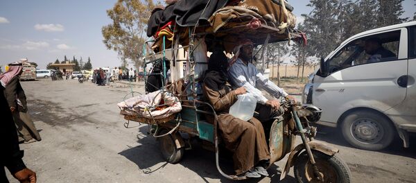 Los desplazados sirios de Al Raqa - Sputnik Mundo