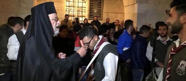 La misa de Pascua en Siria - Sputnik Mundo