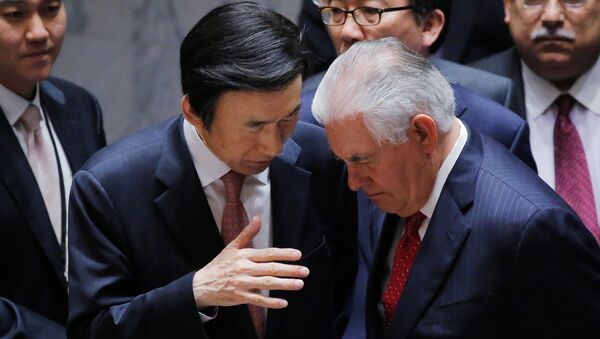 Rex Tillerson y Yun Byung-Se - Sputnik Mundo