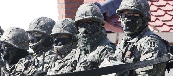Militares surcoreanos - Sputnik Mundo