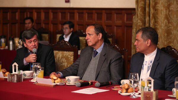 Desayuno del presidente Rafael Correa con las delegaciones del ELN y del Gobierno de Colombia - Sputnik Mundo