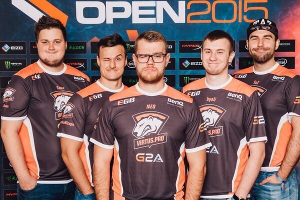 Equipo Virtus.pro en Dreamhack Cluj-Napoca 2015 - Sputnik Mundo
