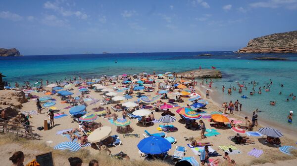 Playa en España (imagen referencial) - Sputnik Mundo