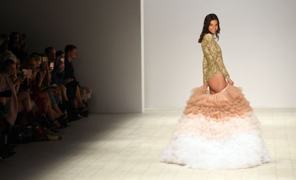 Elegancia y diversidad en la Semana de la Moda de Australia - Sputnik Mundo