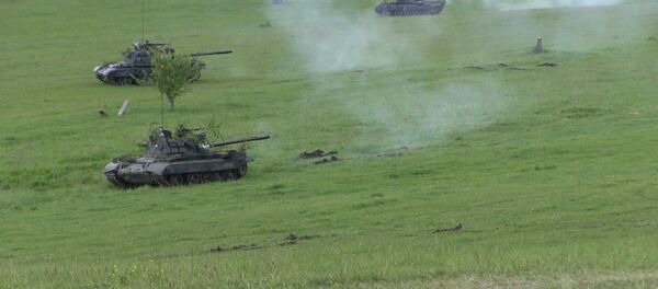 La OTAN muestra sus músculos en los ejercicios Saber Junction en Rumanía - Sputnik Mundo