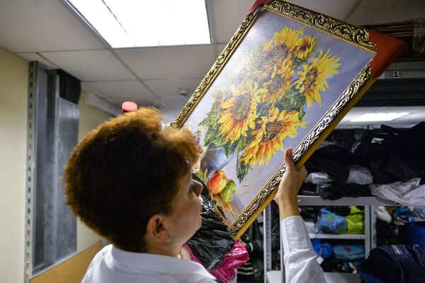 Un cuadro perdido en el metro de Moscú Un cuadro perdido en el metro de Moscú - Sputnik Mundo