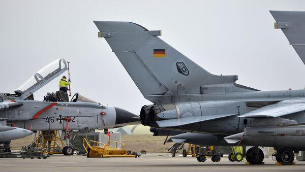 Un avión alemán en la base Incirlik, Turquía (archivo) - Sputnik Mundo