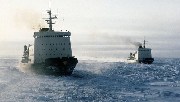 Buques soviéticos en el mar de Chukotka - Sputnik Mundo