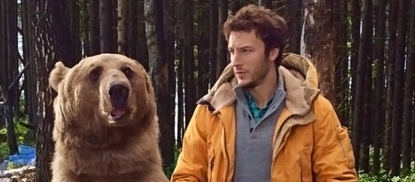 Comercial con la participación del oso Stepán Comercial con la participación del oso Stepán - Sputnik Mundo