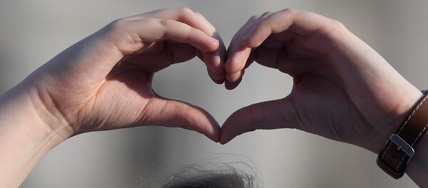 Amor Amor - Sputnik Mundo