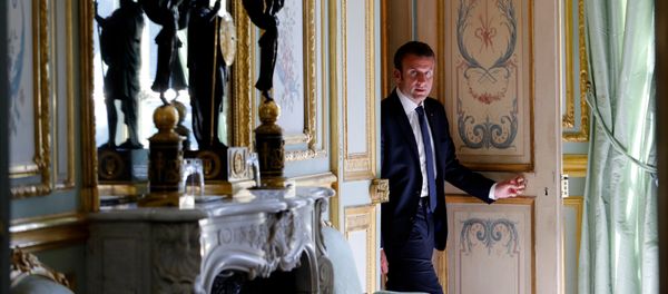 Emmanuel Macron, presidente de Francia Emmanuel Macron, presidente de Francia - Sputnik Mundo