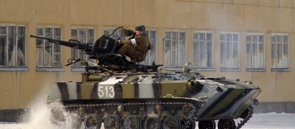 Vehículo blindado bielorruso - Sputnik Mundo