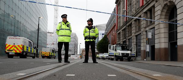La policía de Mánchester cerca de Manchester Arena - Sputnik Mundo