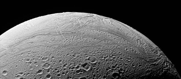La luna de Saturno Enceladus - Sputnik Mundo