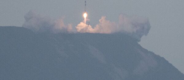 Lanzamiento de un cohete Electron Lanzamiento de un cohete Electron - Sputnik Mundo