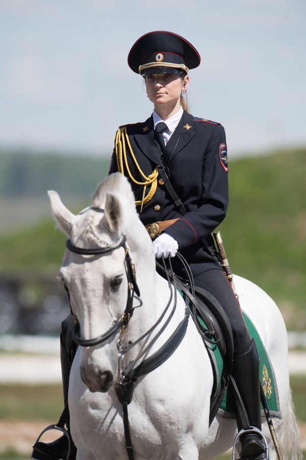Ley y orden: Policía rusa muestra sus mejores activos - Sputnik Mundo