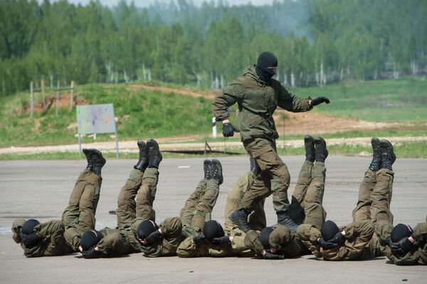 Ley y orden: Policía rusa muestra sus mejores activos - Sputnik Mundo