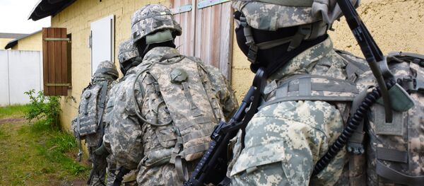 Militares del Comando Europeo del Ejército de EEUU - Sputnik Mundo