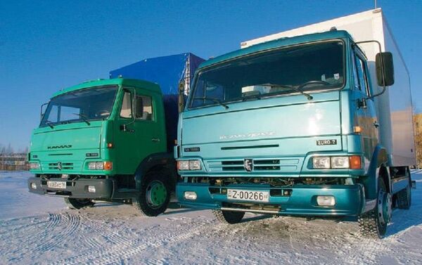 El Kamaz 4307 de 2014 - Sputnik Mundo