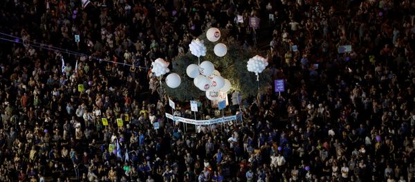 Manifestación en Tel Aviv contra la ocupación israelí de los territorios palestinos Manifestación en Tel Aviv contra la ocupación israelí de los territorios palestinos - Sputnik Mundo