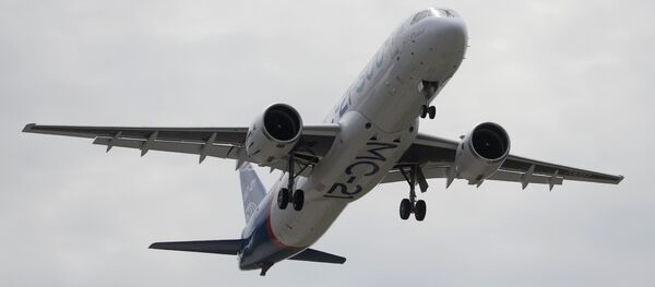 El avión comercial ruso MC-21 - Sputnik Mundo
