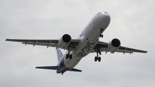 El avión comercial ruso MC-21 - Sputnik Mundo