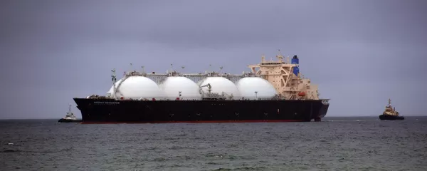 Buque cisterna con el gas licuado Buque cisterna con el gas licuado - Sputnik Mundo