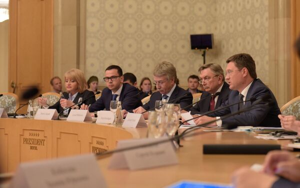 Alexandr Nóvak, el ministro de Energía de Rusia, durante el Foro Empresarial Hispano-Ruso, en la sede de la Cámara de Comercio de Moscú - Sputnik Mundo