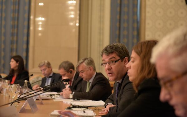Álvaro Nadal, el ministro de Energía, Turismo y Agenda Digital de España, durante el Foro Empresarial Hispano-Ruso, en la sede de la Cámara de Comercio de Moscú - Sputnik Mundo