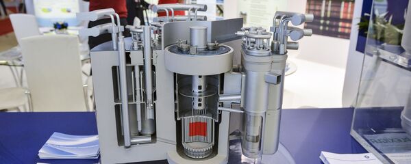 Una maqueta del reactor BREST-300 - Sputnik Mundo