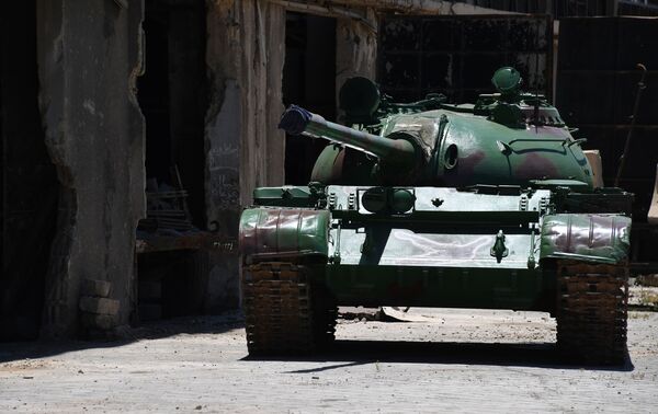 Así es la planta de reparación de vehículos blindados de Damasco - Sputnik Mundo