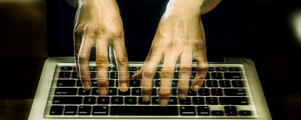 Hacker (imagen referencial) - Sputnik Mundo