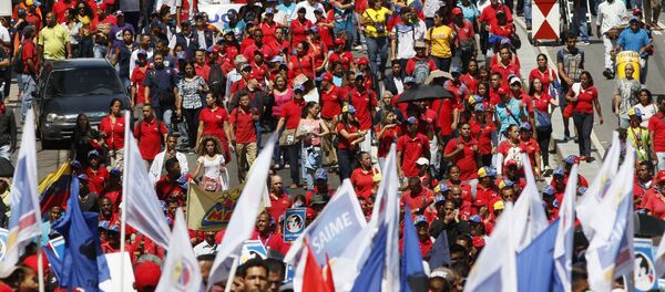 Partidarios de Nicolás Maduro - Sputnik Mundo