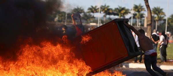 Protesta contra Michel Temer en Brasil - Sputnik Mundo