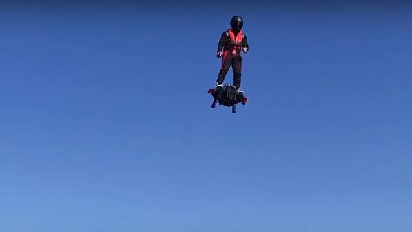 Tabla voladora - Sputnik Mundo