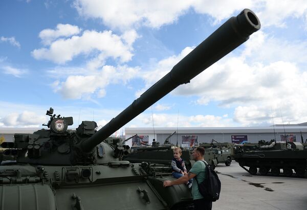 El tanque soviético T-55 - Sputnik Mundo