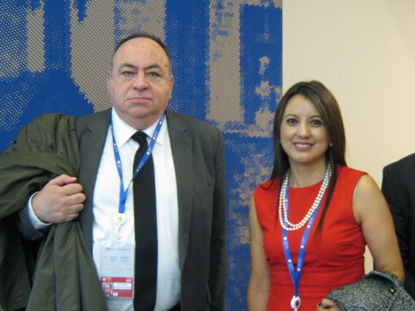Silvana Vallejo Páez directora ejecutiva de ProEcuador con el embajador extraordinario y plenipotenciario de Ecuador en Rusia, Julio Prado Silvana Vallejo Páez directora ejecutiva de ProEcuador con el embajador extraordinario y plenipotenciario de Ecuador en Rusia, Julio Prado - Sputnik Mundo