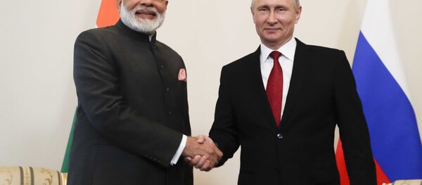 Primer ministro indio, Narendra Modi, y presidente de Rusia, Vladímir Putin Primer ministro indio, Narendra Modi, y presidente de Rusia, Vladímir Putin - Sputnik Mundo