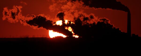 Central eléctrica alimentada por carbón - Sputnik Mundo