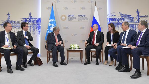 El presidente ruso, Vladímir Putin, y el secretario general de la ONU, Antonio Guterres - Sputnik Mundo