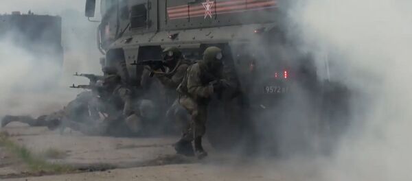 Vehículo de transporte blindado Taifun-K Vehículo de transporte blindado Taifun-K - Sputnik Mundo