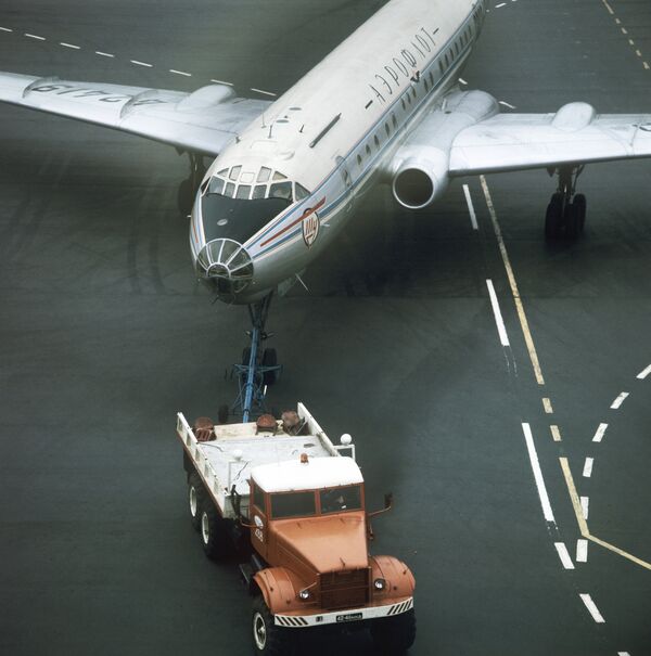 Los amos del cielo: aeronaves civiles legendarias fabricadas en la URSS - Sputnik Mundo