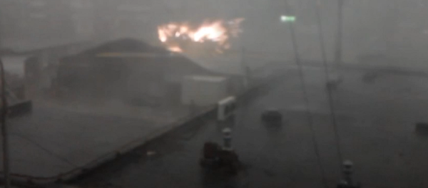 El 'apocalipsis' llega a Rusia: una potente tormenta sacude la región de Sverdlovsk El 'apocalipsis' llega a Rusia: una potente tormenta sacude la región de Sverdlovsk - Sputnik Mundo