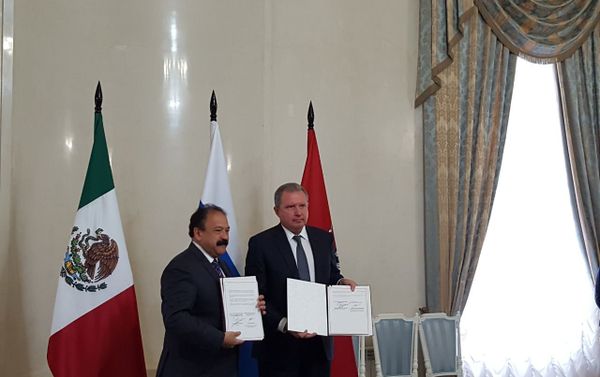 Moscú y Ciudad de México firman un acuerdo de cooperación en el ámbito de la sanidad pública Moscú y Ciudad de México firman un acuerdo de cooperación en el ámbito de la sanidad pública - Sputnik Mundo