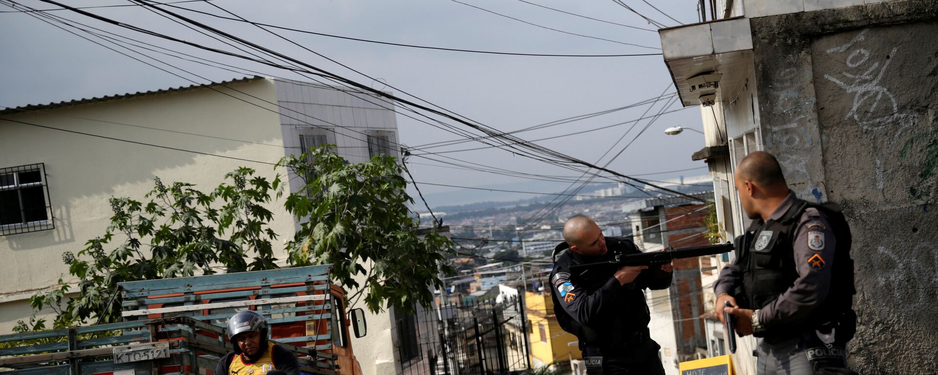 Policía brasileña en Río de Janeiro - Sputnik Mundo, 1920, 07.08.2020